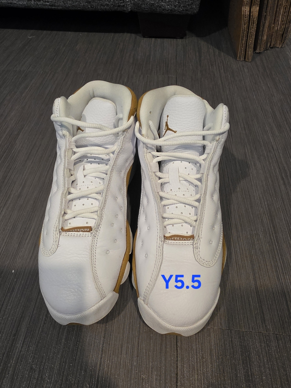 Air Jordan Retro Youth's White & Gum Low-Top Basketball Shoes